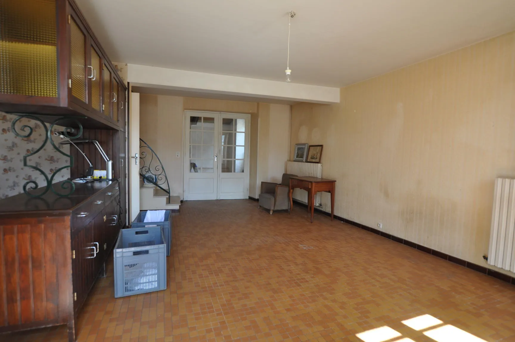 Charmante maison de village en pierre avec garage et terrasse à Langoiran 