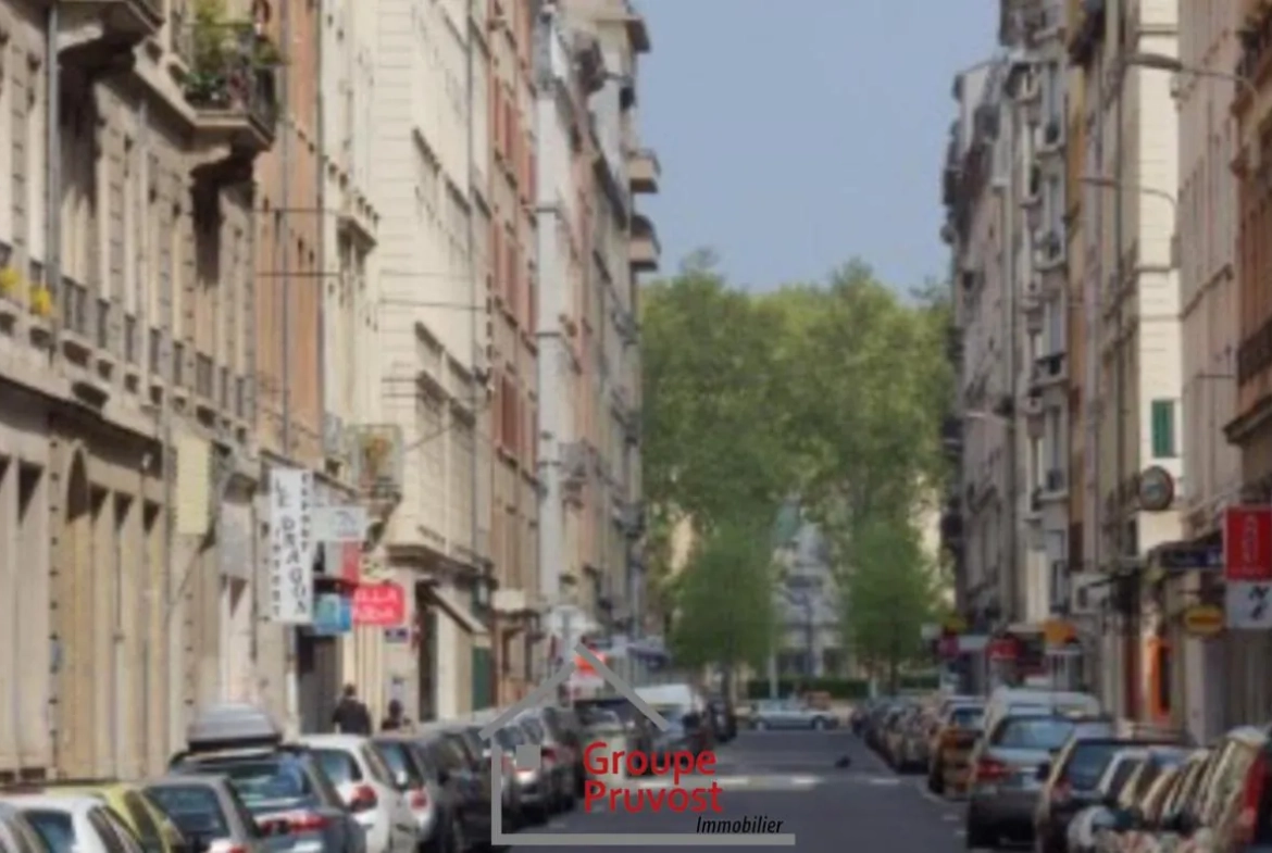 Murs commerciaux à vendre à Lyon 6ème de 62 m² - Emplacement idéal 