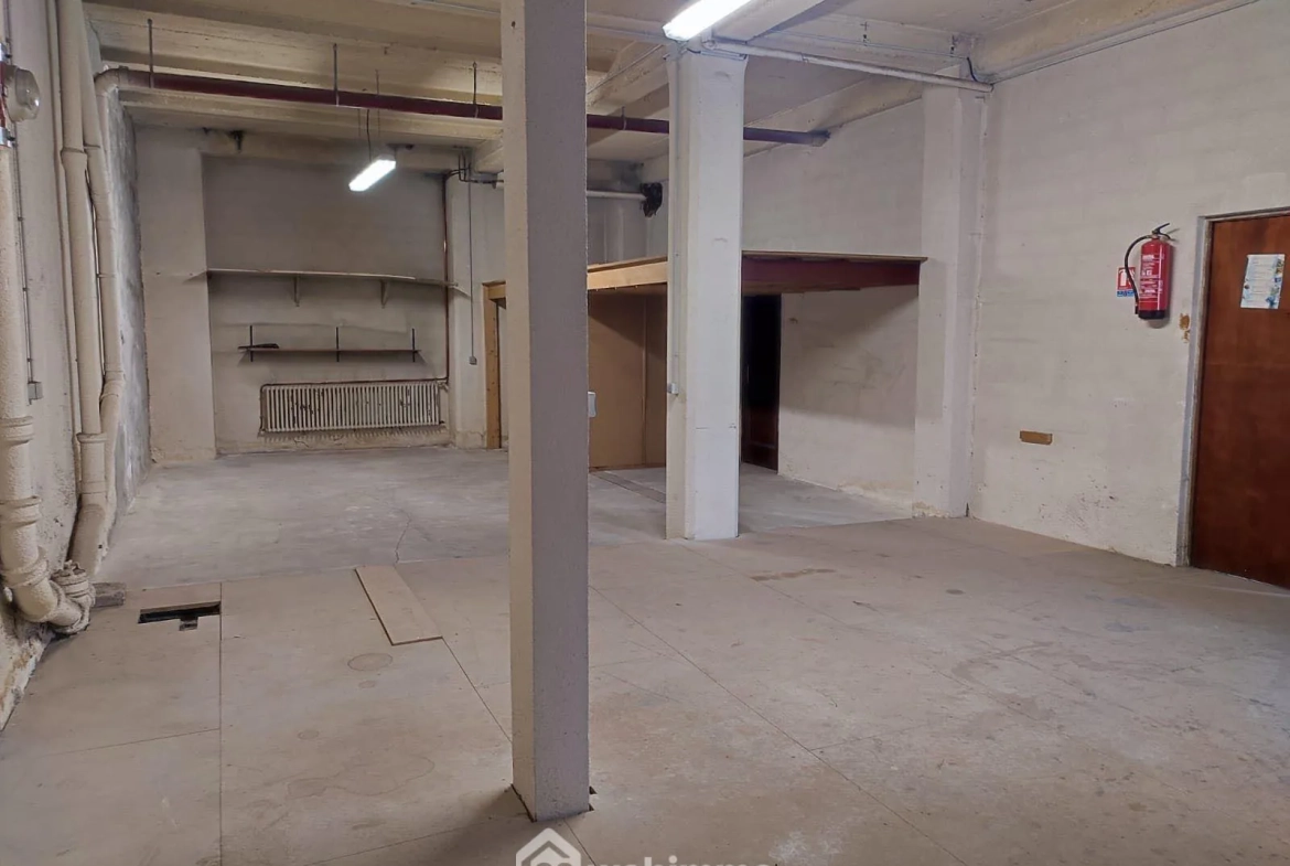 Vente d'un entrepôt de 74 m² à Ugine, idéal artisan 