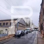 Bâtiment de 200 m² à vendre à Petit Quevilly, idéal pour entreprise ou stockage