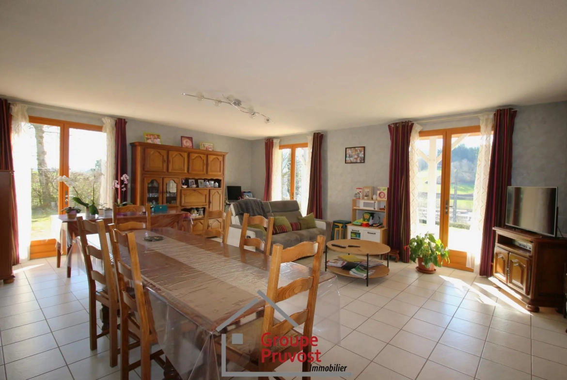 Belle villa familiale 4 chambres à Cluny, proche commodités avec grand terrain 