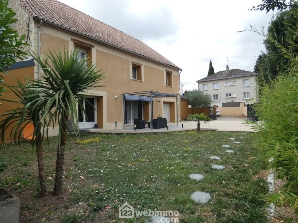 Grande maison rénovée de 200m² à Châtellerault proche centre-ville