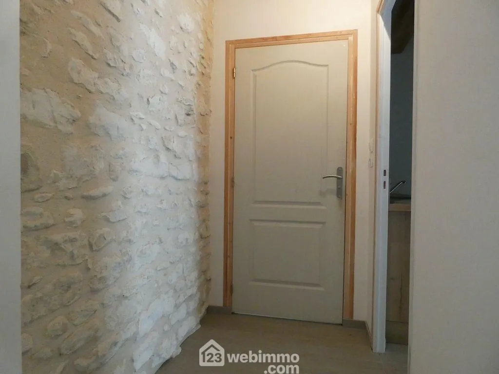 Grande maison rénovée de 200m² à Châtellerault proche centre-ville 