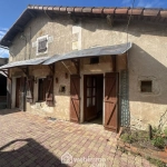 Maison à rénover de 80 m² à Boivre-la-Vallée avec terrain spacieux