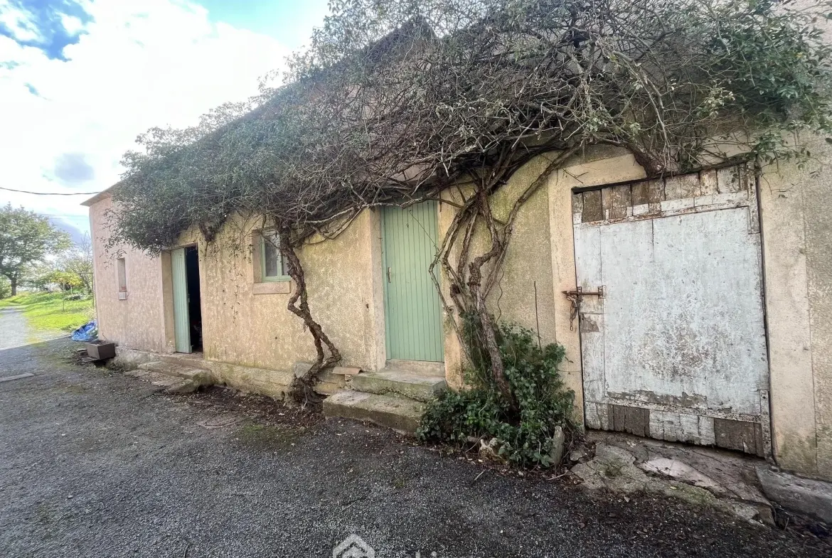 Maison à rénover de 80 m² à Boivre-la-Vallée avec terrain spacieux 
