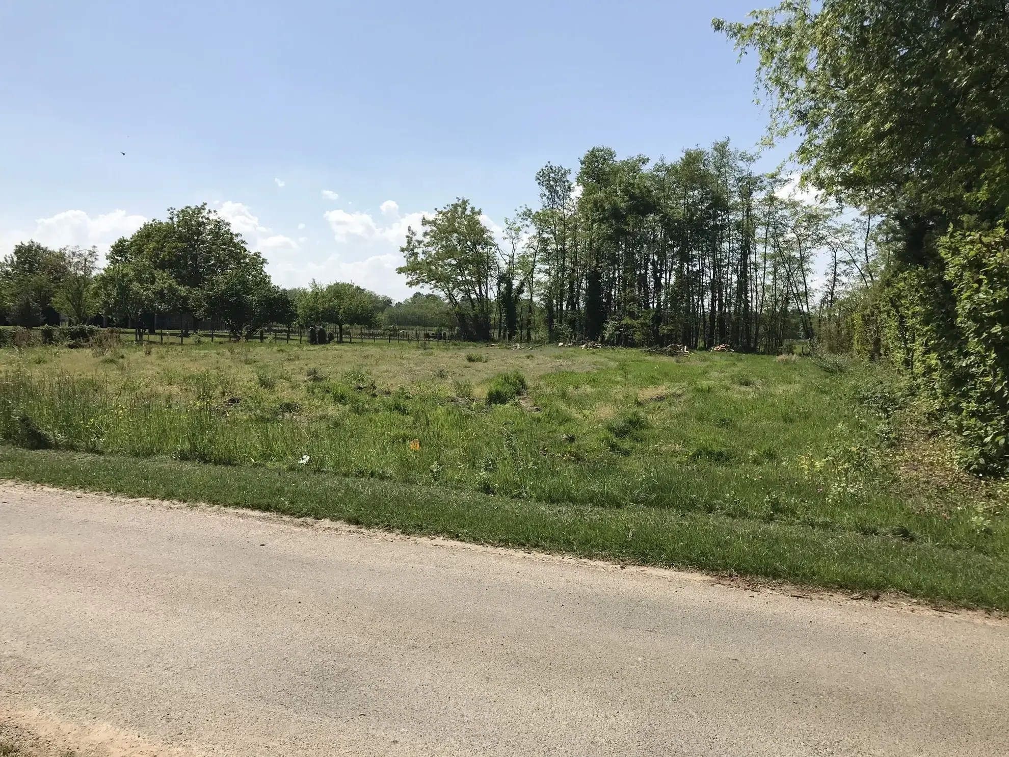 Projet de maison moderne à Crottet sur terrain de 500m² avec 3 chambres et garage 