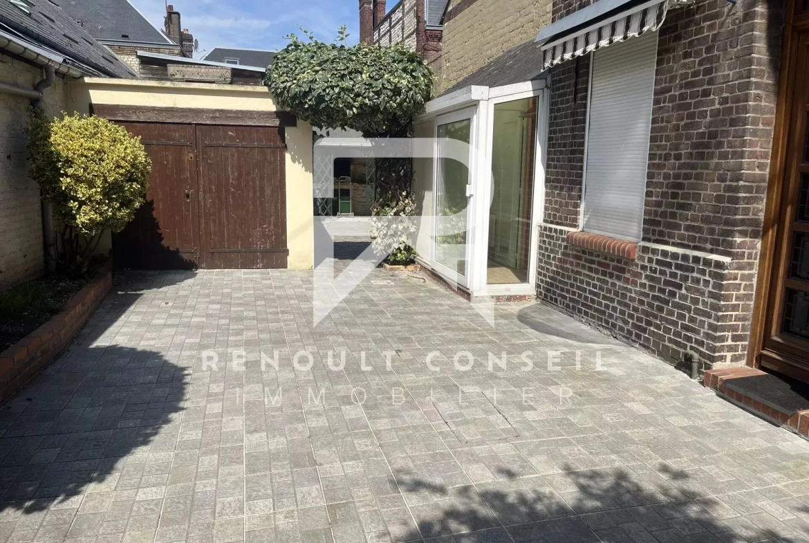Maison en brique avec 3 chambres à Sotteville-lès-Rouen - Confort et modernité 