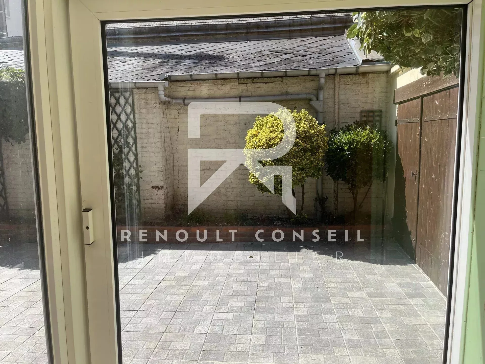 Maison en brique avec 3 chambres à Sotteville-lès-Rouen - Confort et modernité 