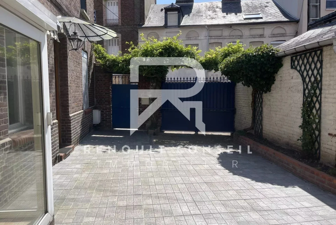 Maison en brique avec 3 chambres à Sotteville-lès-Rouen - Confort et modernité 
