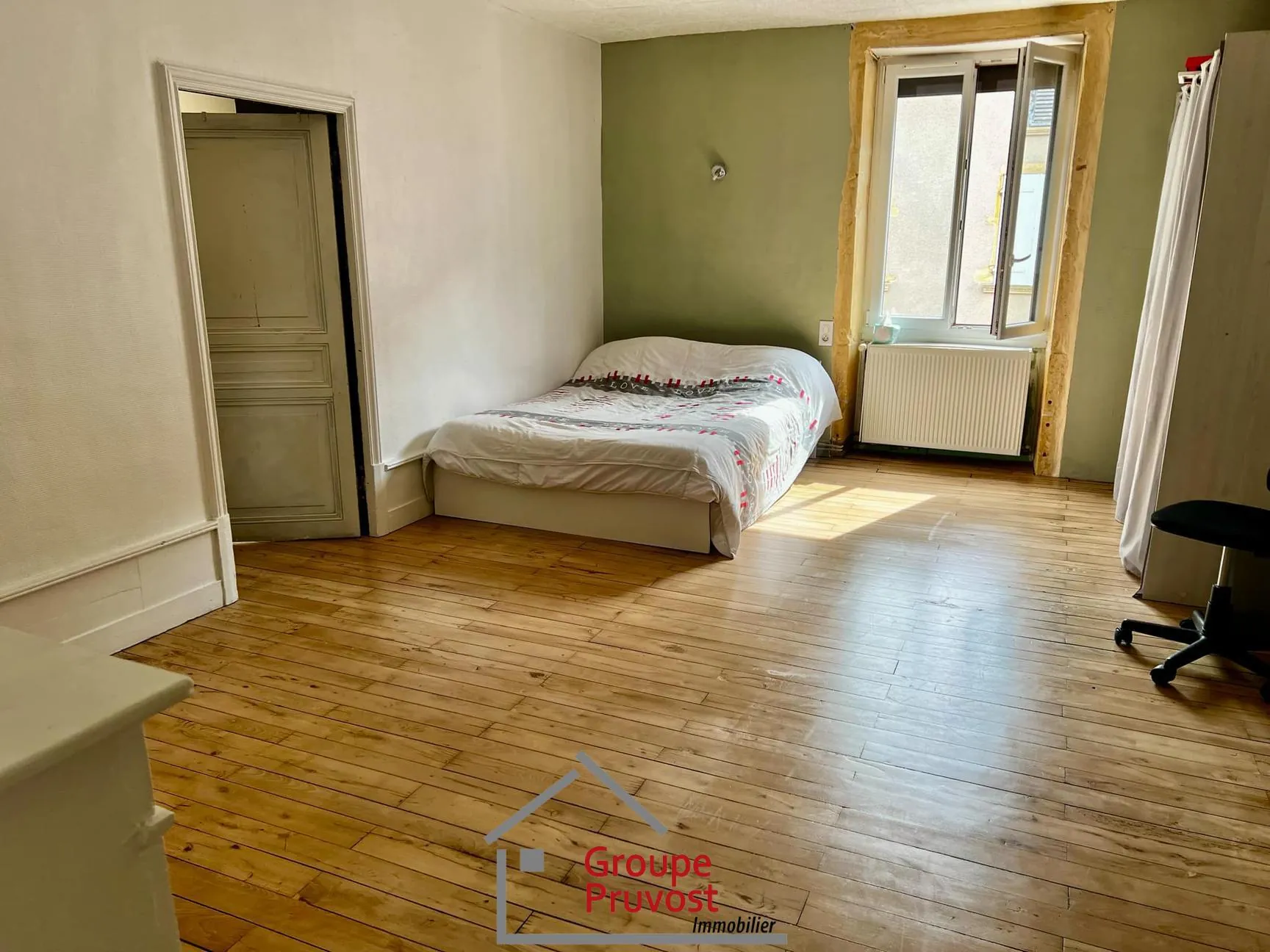 Charmante maison de 150 m² à Saint-Germain Lespinasse proche Roanne avec 4 chambres 