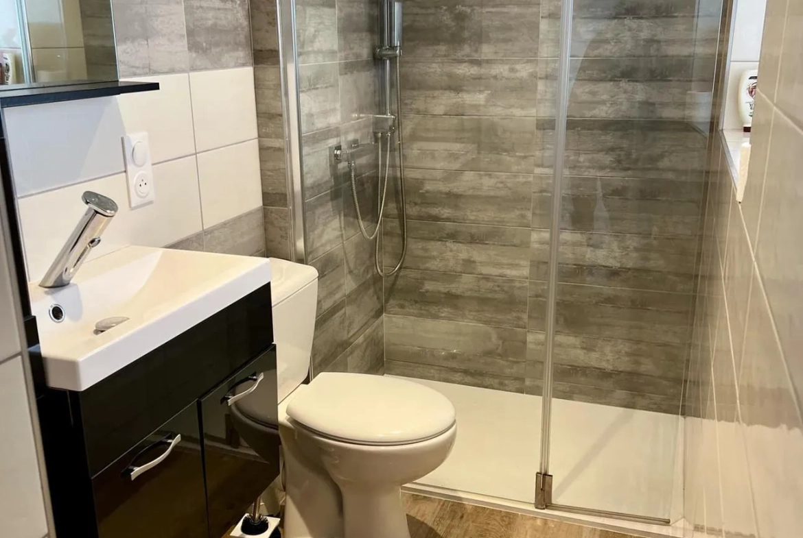 Charmante maison de 150 m² à Saint-Germain Lespinasse proche Roanne avec 4 chambres 