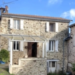 Maison de Village à Alban avec garage et terrain de 1181 m² à rénover