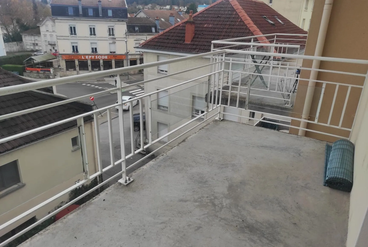 Appartement 46 m² à Épinal avec terrasse, ascenseur et parking couvert 