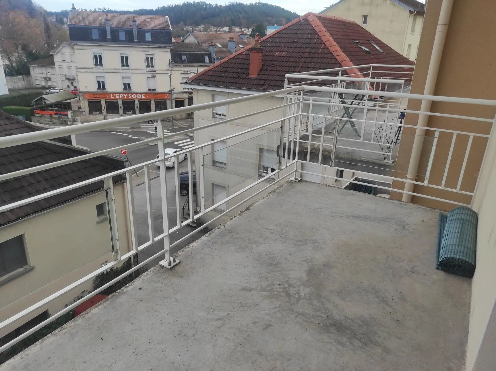 Appartement 46 m² à Épinal avec terrasse, ascenseur et parking couvert 