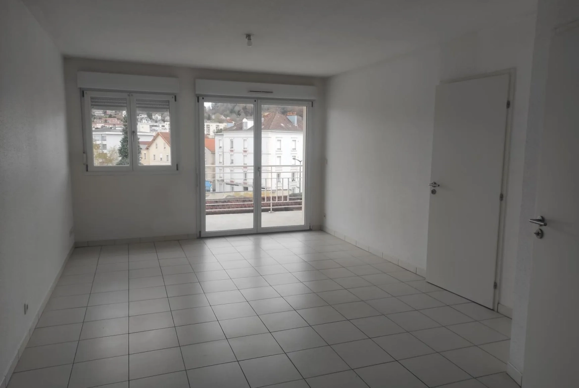Appartement 46 m² à Épinal avec terrasse, ascenseur et parking couvert 