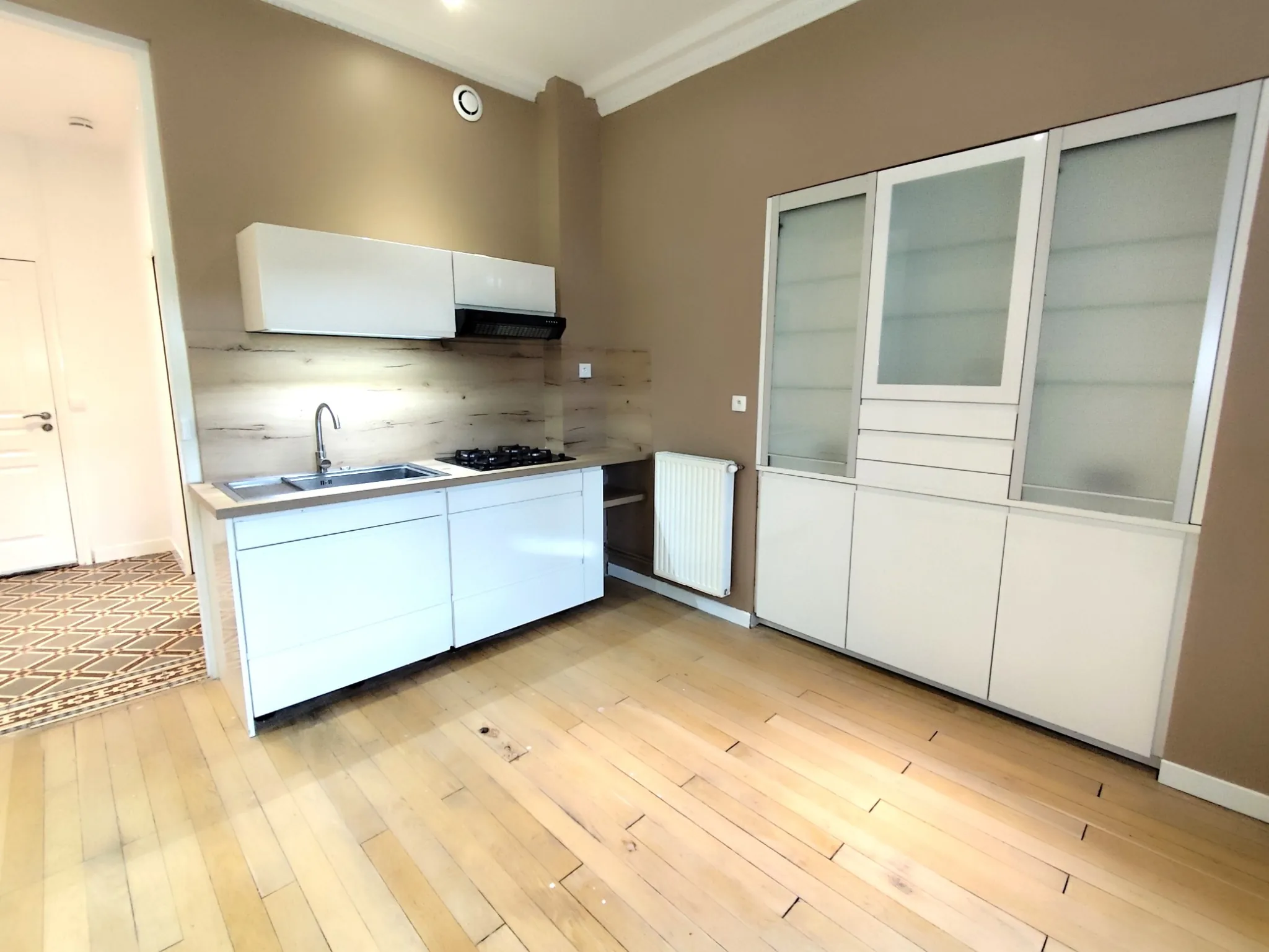 Appartement T3 neuf avec terrasse et parking à Chazey-Bons, proche de Belley 