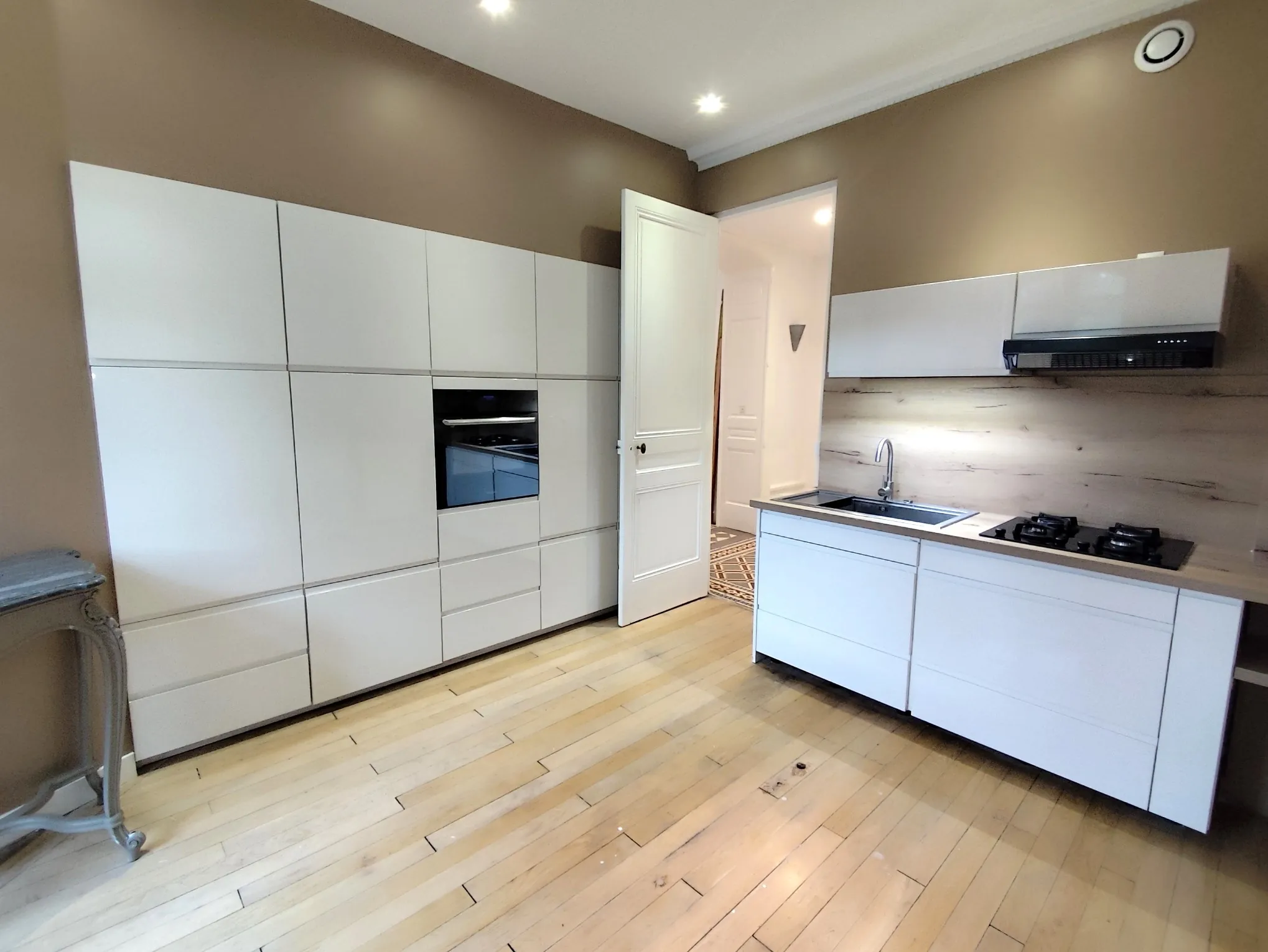 Appartement T3 neuf avec terrasse et parking à Chazey-Bons, proche de Belley 