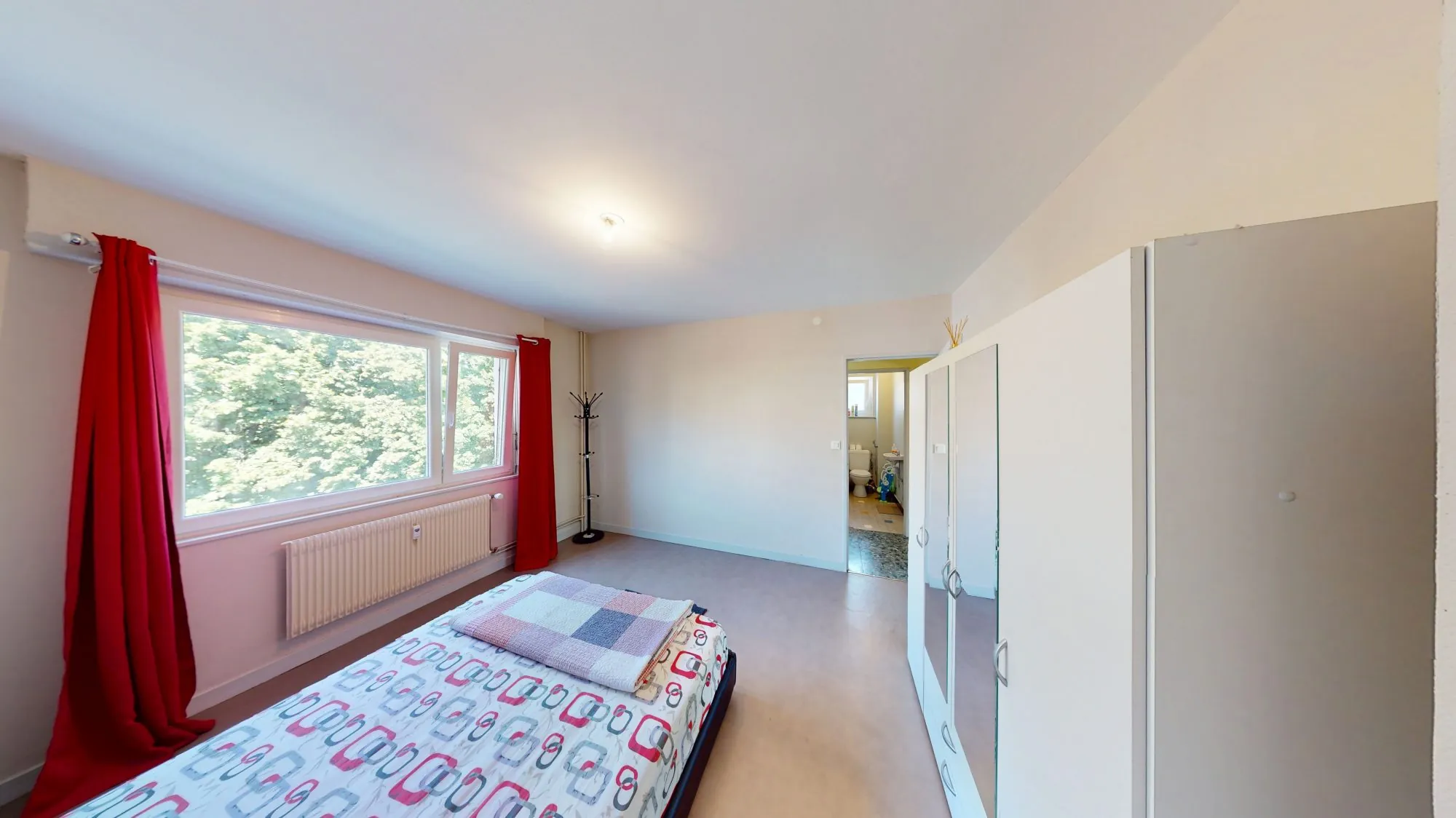 Appartement lumineux de 85 m² avec balcon, loggia et garage à Mulhouse secteur Nouveaux Bassins 