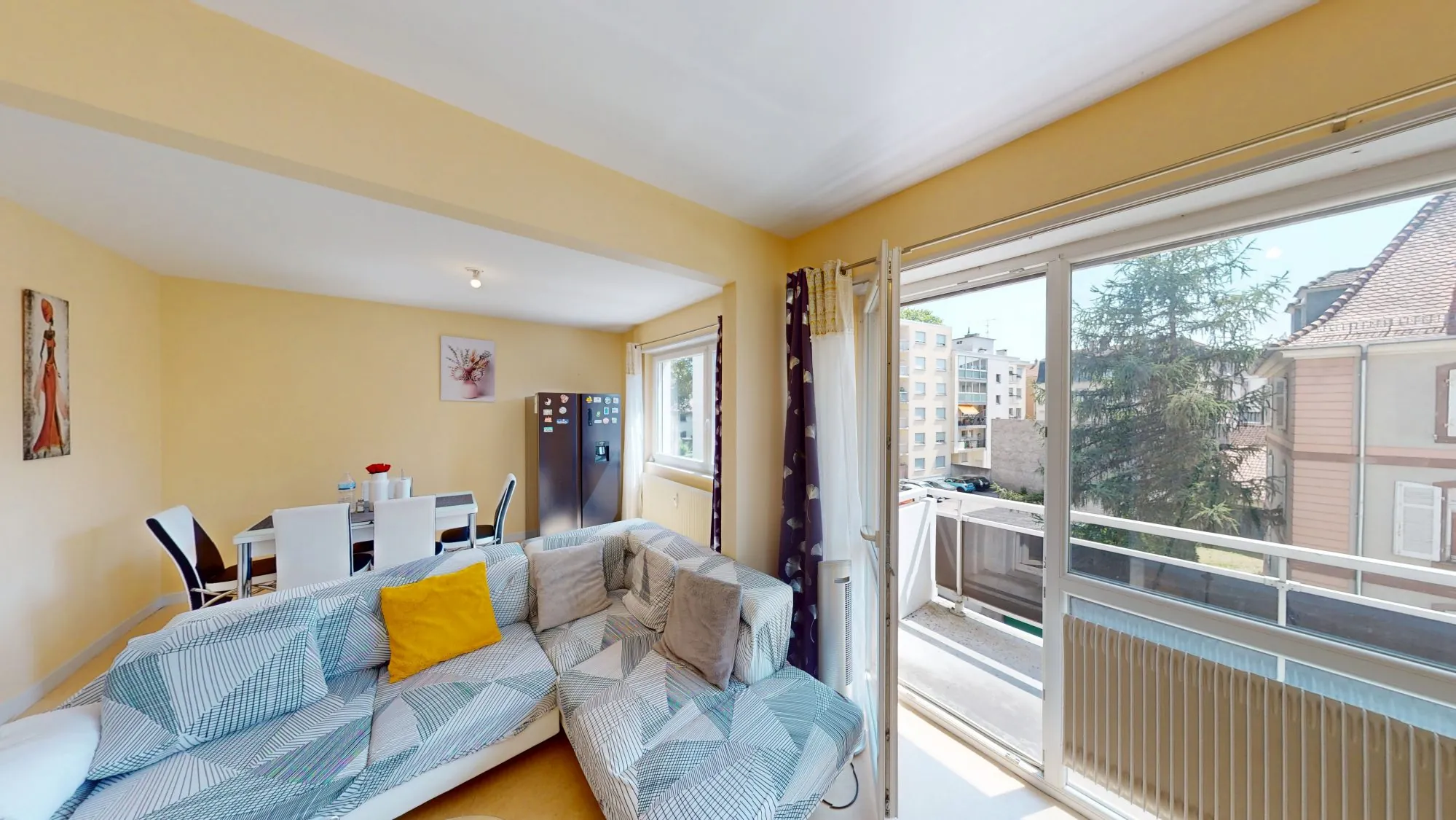 Appartement lumineux de 85 m² avec balcon, loggia et garage à Mulhouse secteur Nouveaux Bassins 