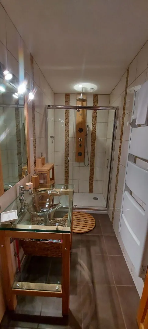 Appartement T3 au rez-de-chaussée avec cave et parking à Gérardmer 