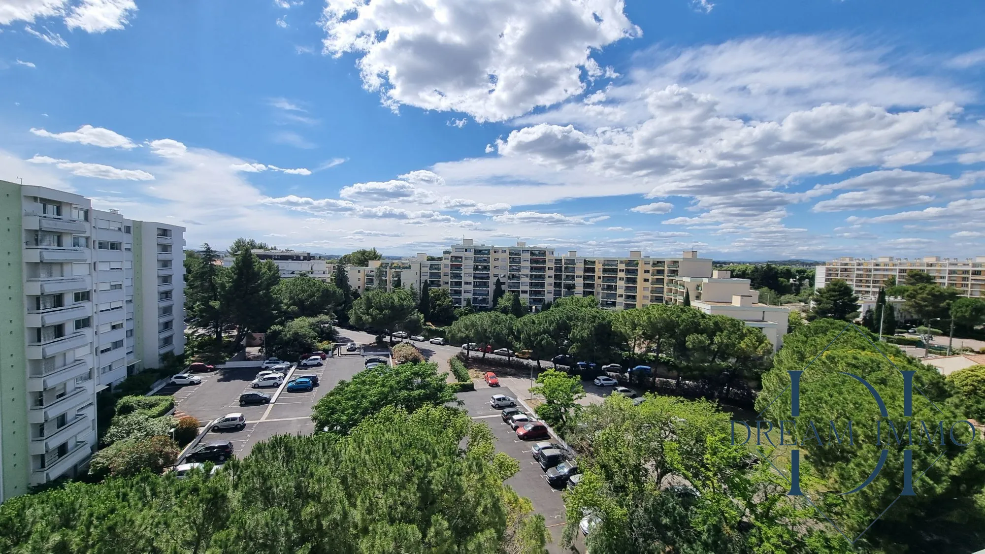 Studio 17m² à Montpellier, location avec vue dégagée et parking collectif 