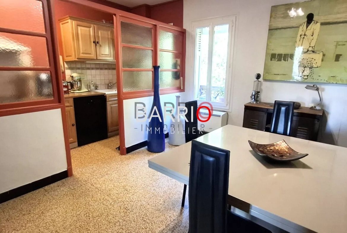 Appartement à Cerbère, 67 m² à 400m de la plage centrale 