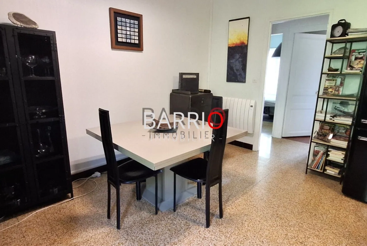 Appartement à Cerbère, 67 m² à 400m de la plage centrale 