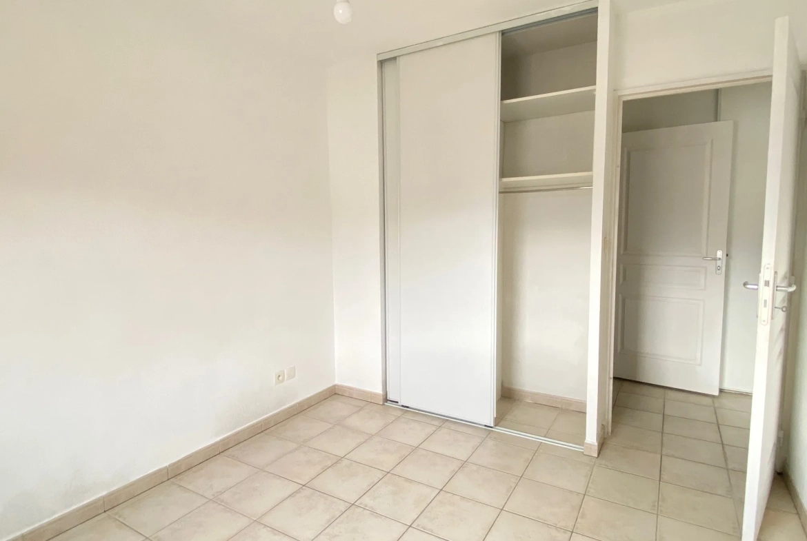 Appartement T3 récent avec parking au port de La Seyne-sur-Mer 