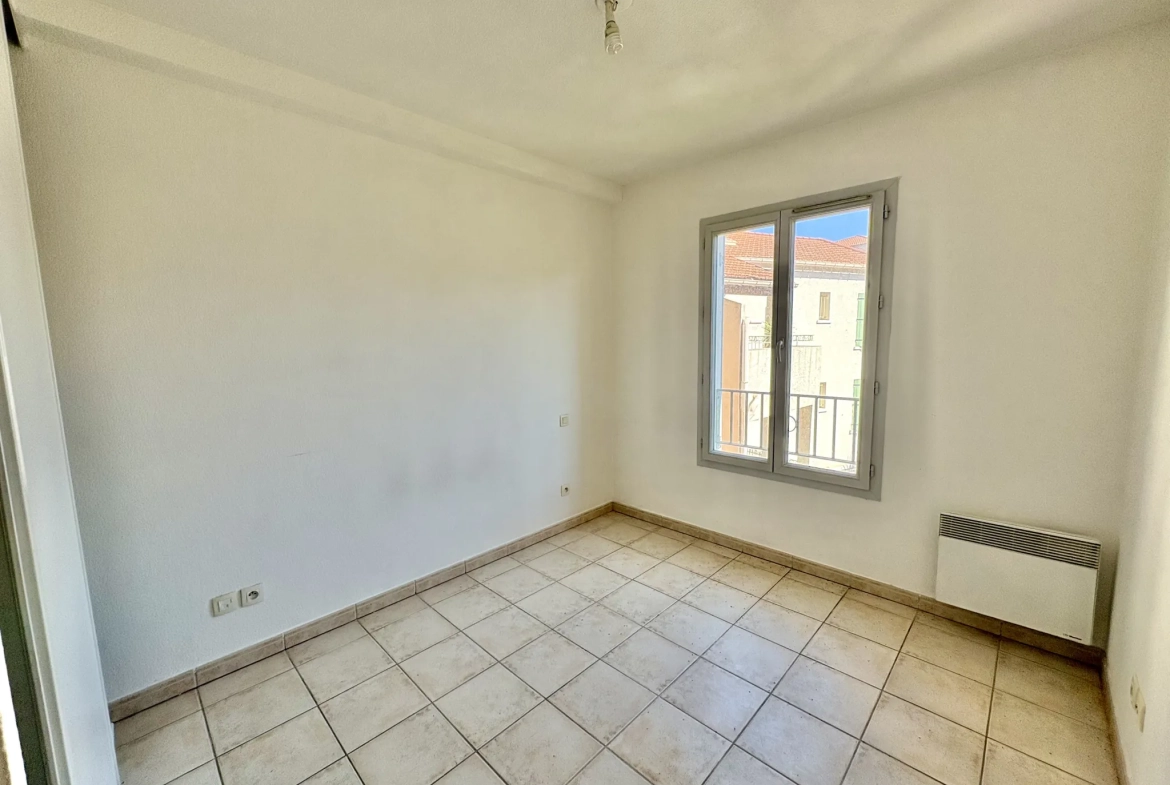 Appartement T3 récent avec parking au port de La Seyne-sur-Mer 