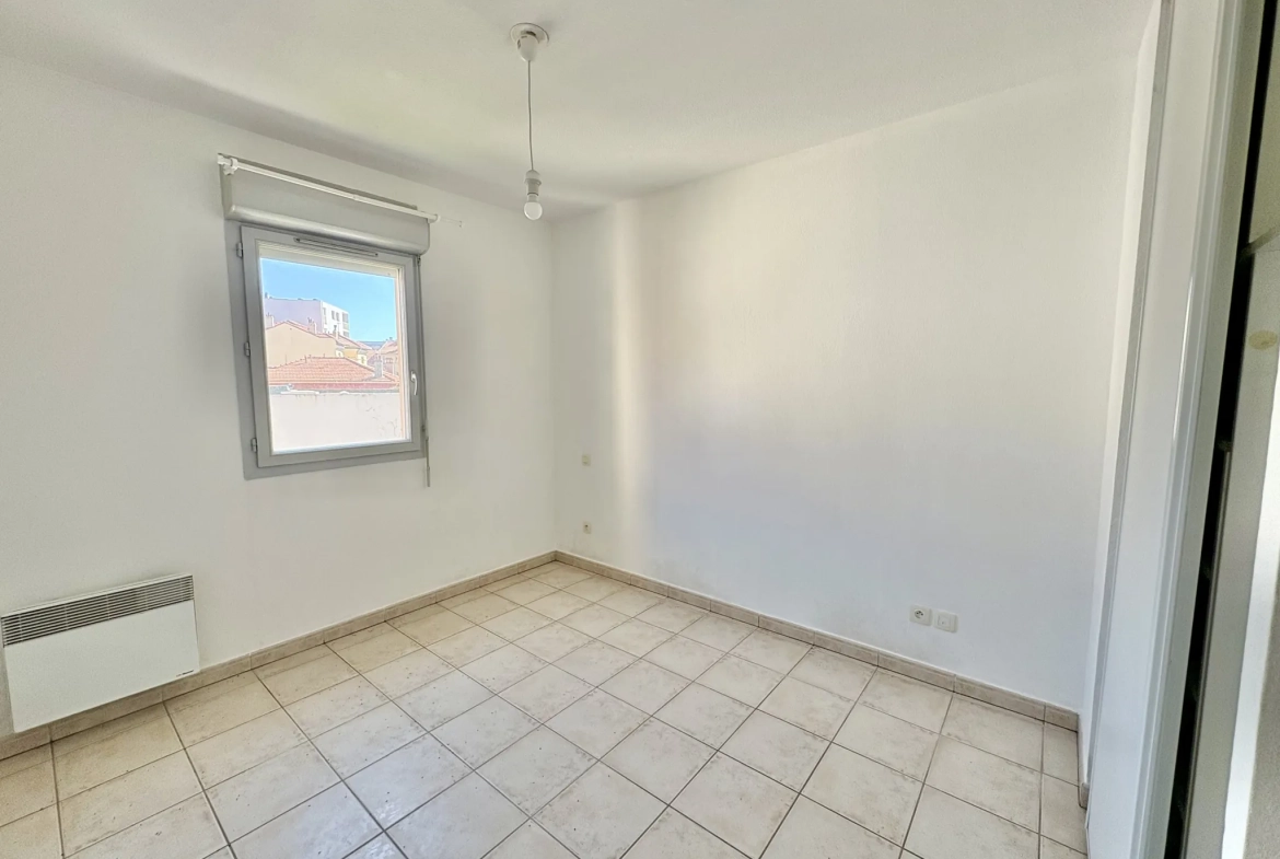 Appartement T3 récent avec parking au port de La Seyne-sur-Mer 