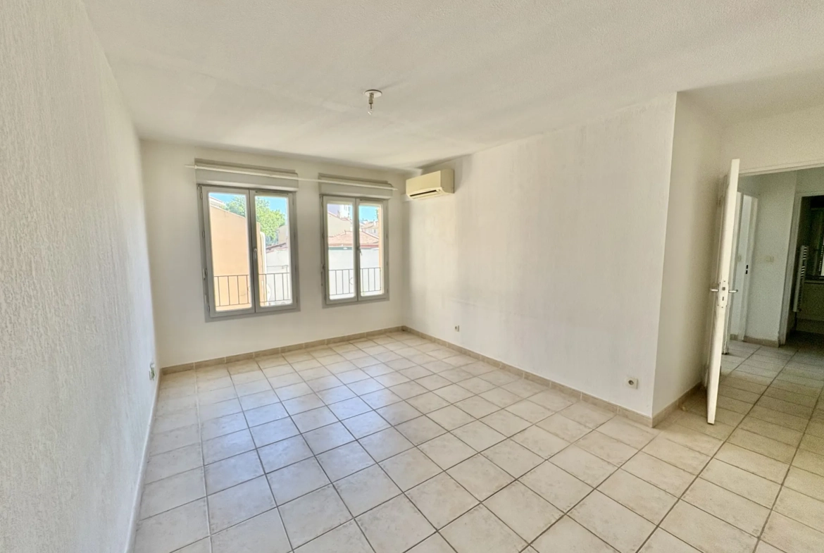 Appartement T3 récent avec parking au port de La Seyne-sur-Mer 