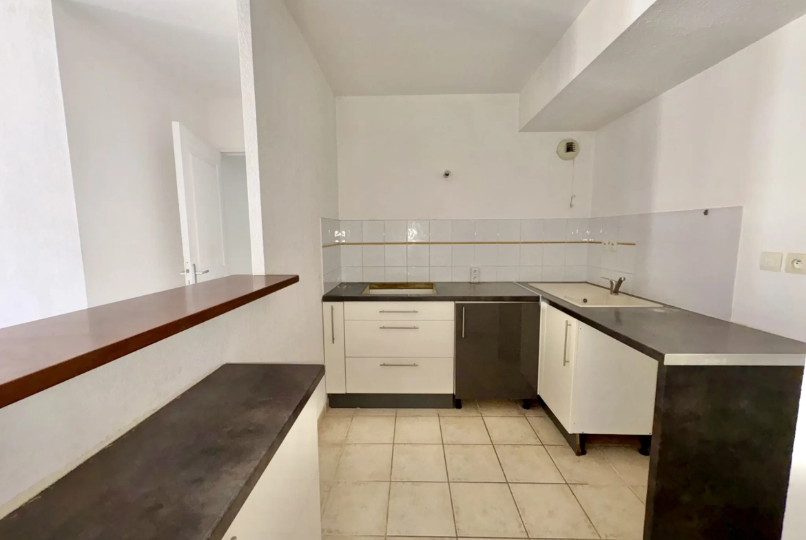 Appartement T3 récent avec parking au port de La Seyne-sur-Mer 