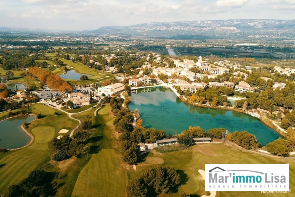 Appartement T2 à vendre dans le Golf de Pont-Royal à Mallemort 