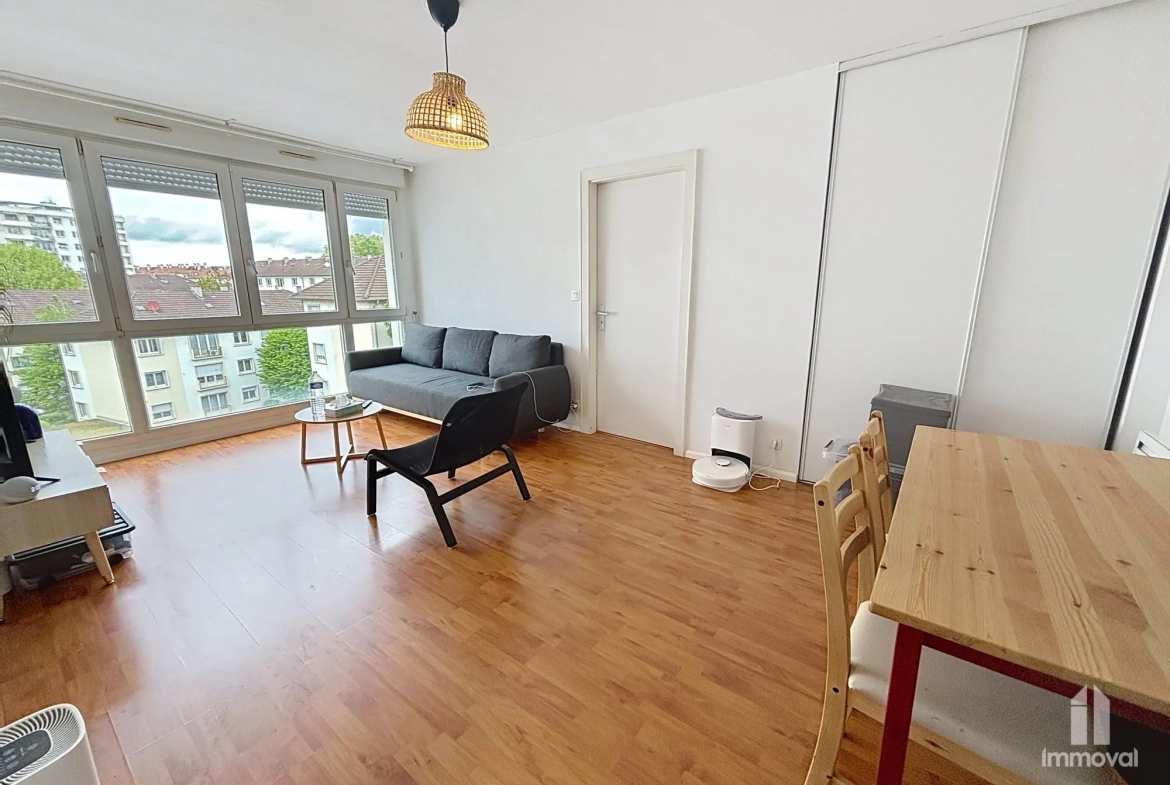 Appartement T2 à Neudorf, Strasbourg - 45,57 m² avec cave et ascenseur 