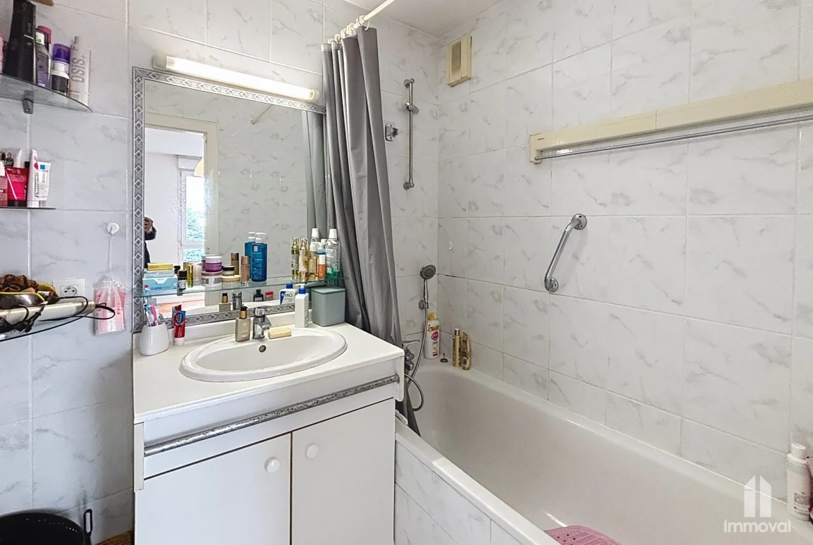 Appartement T2 à Neudorf, Strasbourg - 45,57 m² avec cave et ascenseur 