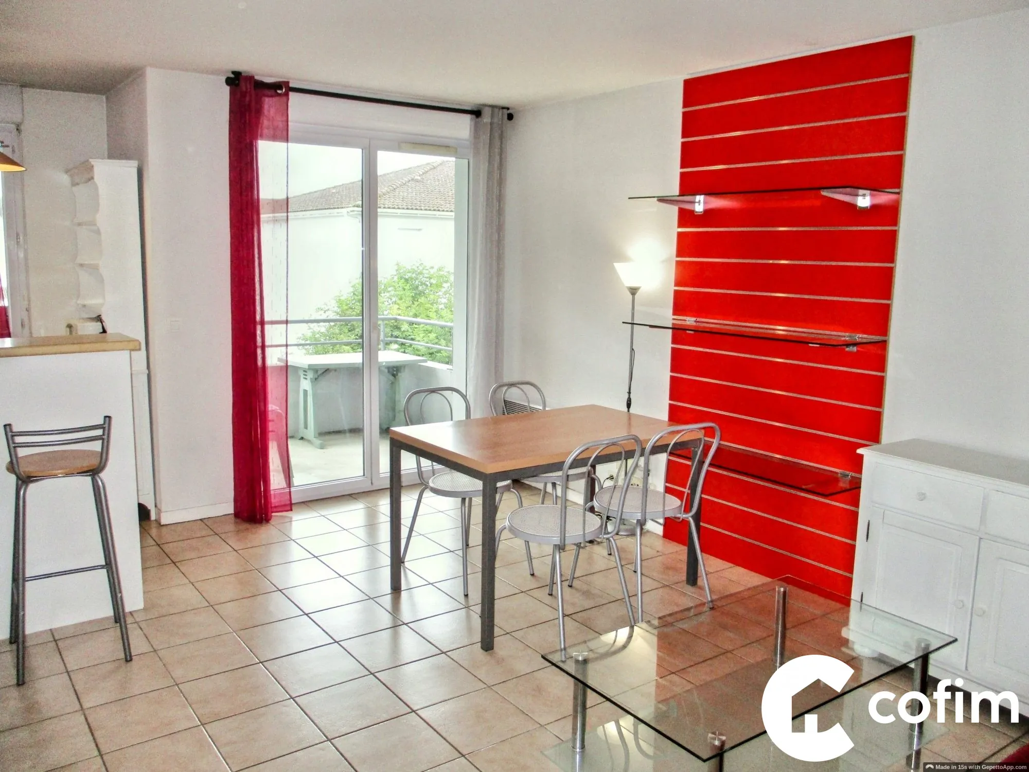 Appartement T2 meublé avec piscine à Pau, proche université et commodités 