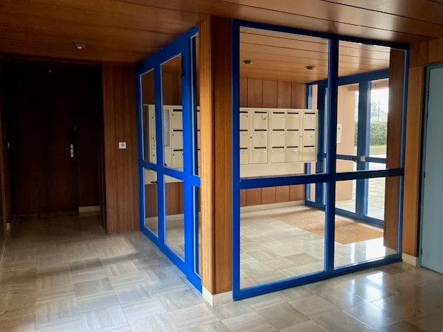 A vendre appartement 2 pièces de 42 m² centre Rennes avec garage et cave 