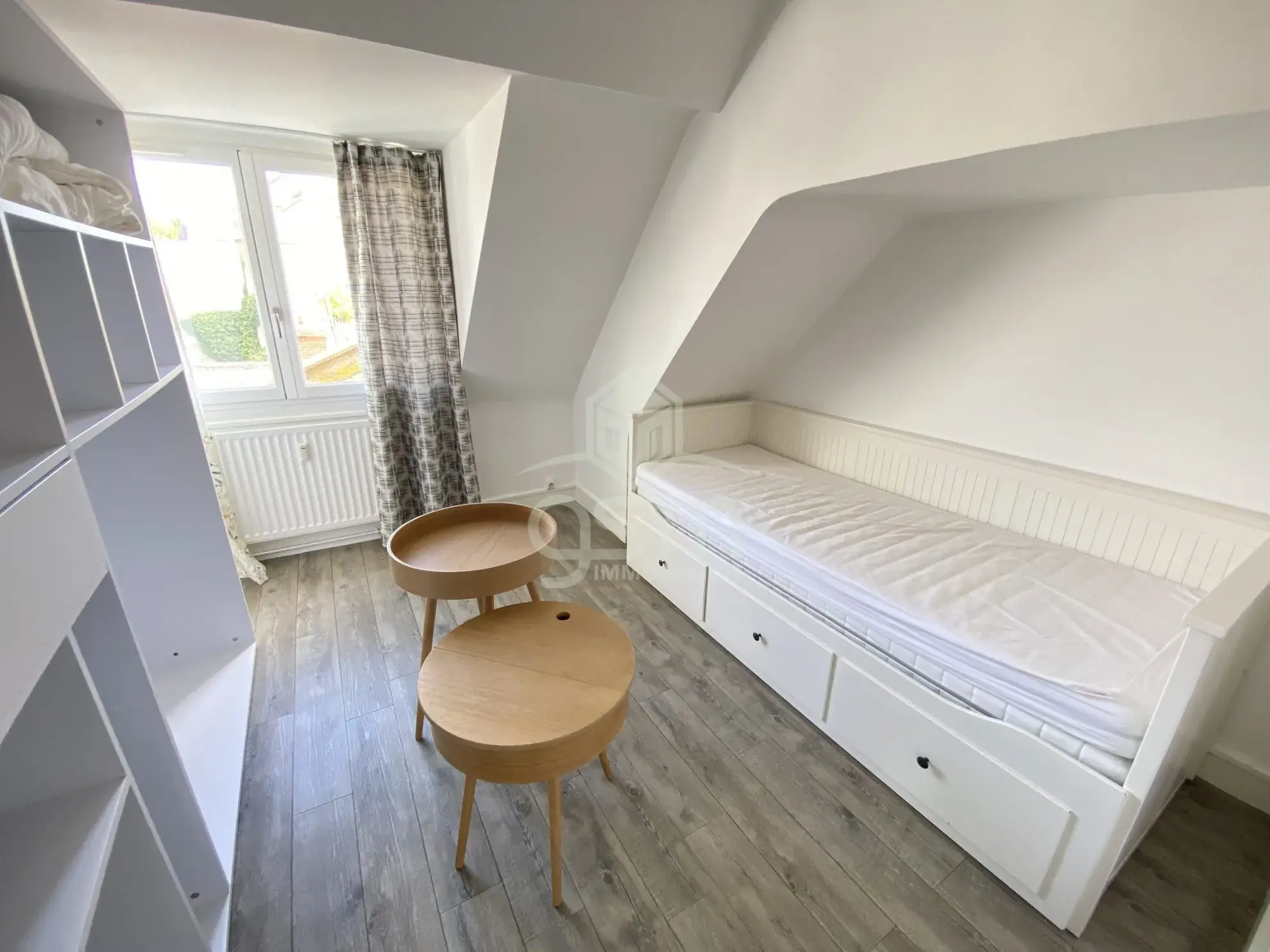 Appartement T3 rénové et meublé à Sainte-Maure-de-Touraine 