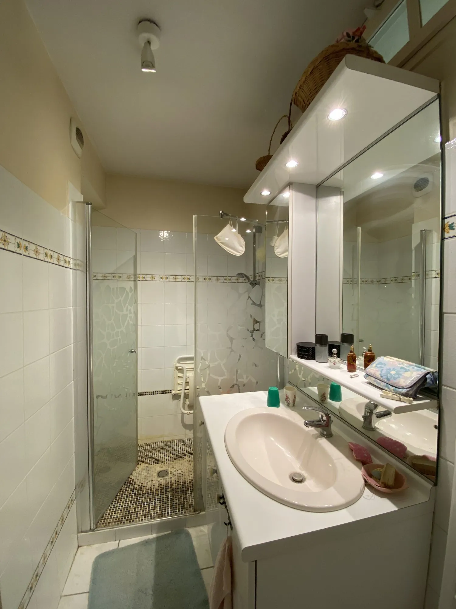 Appartement T4 lumineux avec terrasse à vendre à Valence 