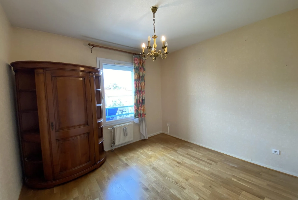 Appartement T4 lumineux avec terrasse à vendre à Valence 
