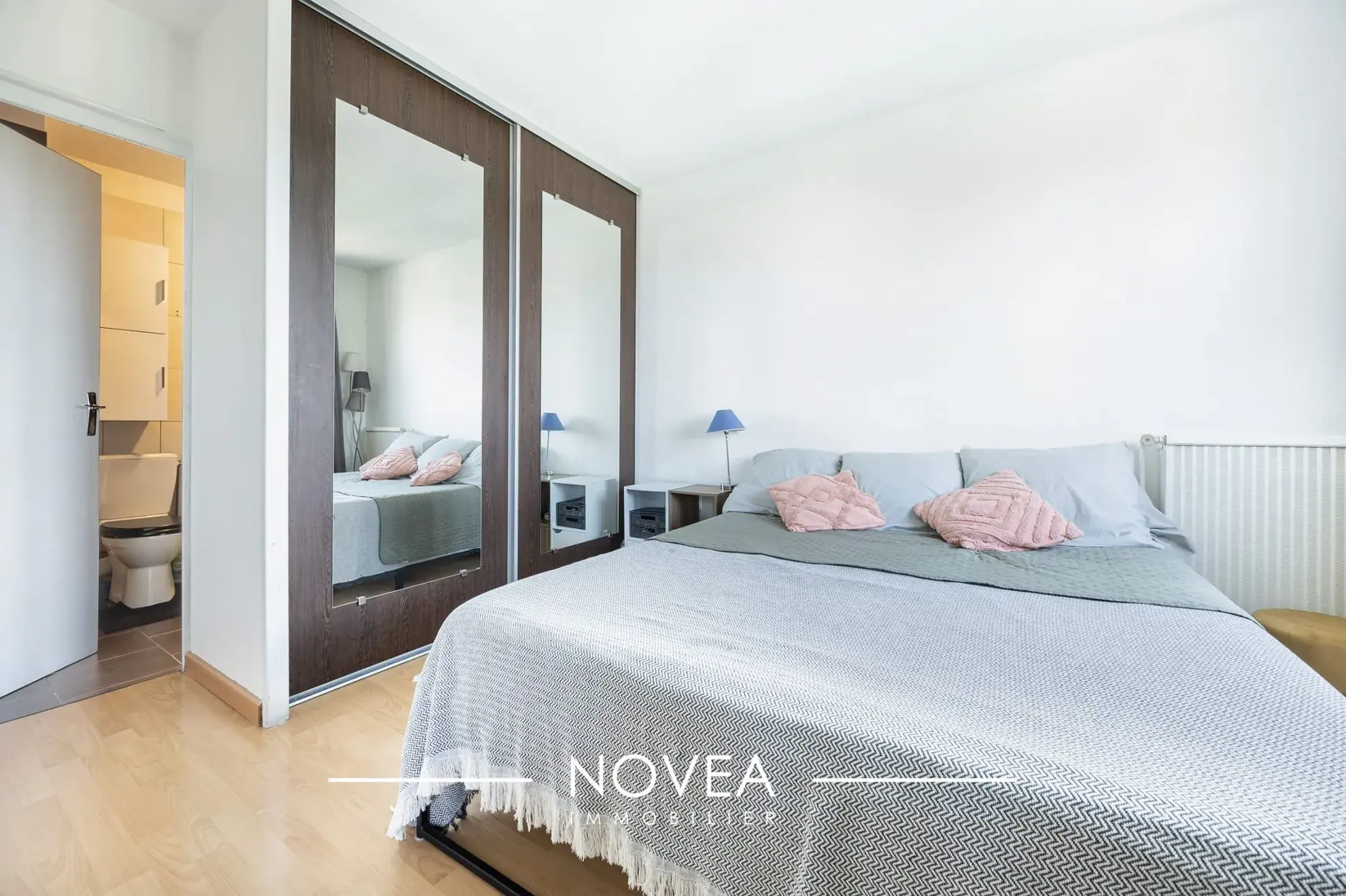 Appartement T1 de 36 m² au dernier étage à Meyzieu avec ascenseur 