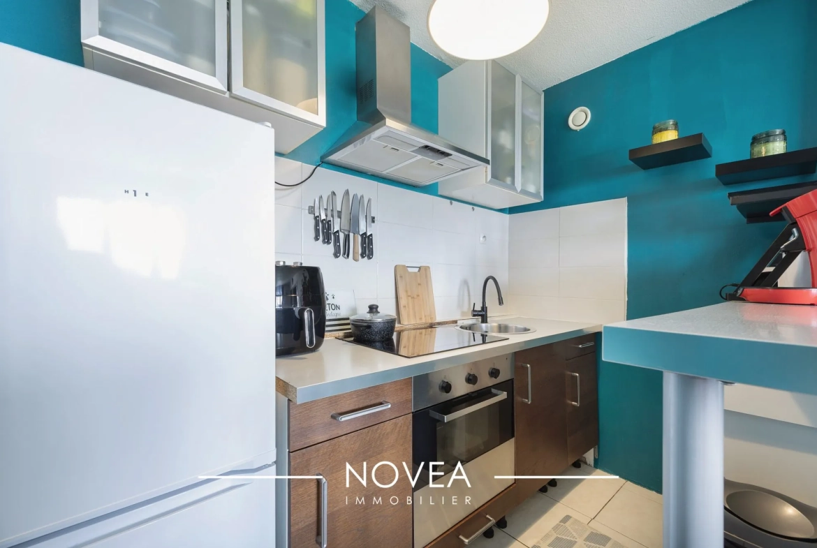 Appartement T1 de 36 m² au dernier étage à Meyzieu avec ascenseur 
