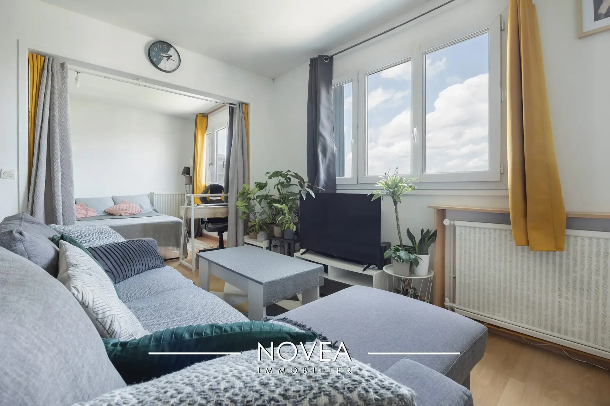 Appartement T1 de 36 m² au dernier étage à Meyzieu avec ascenseur 