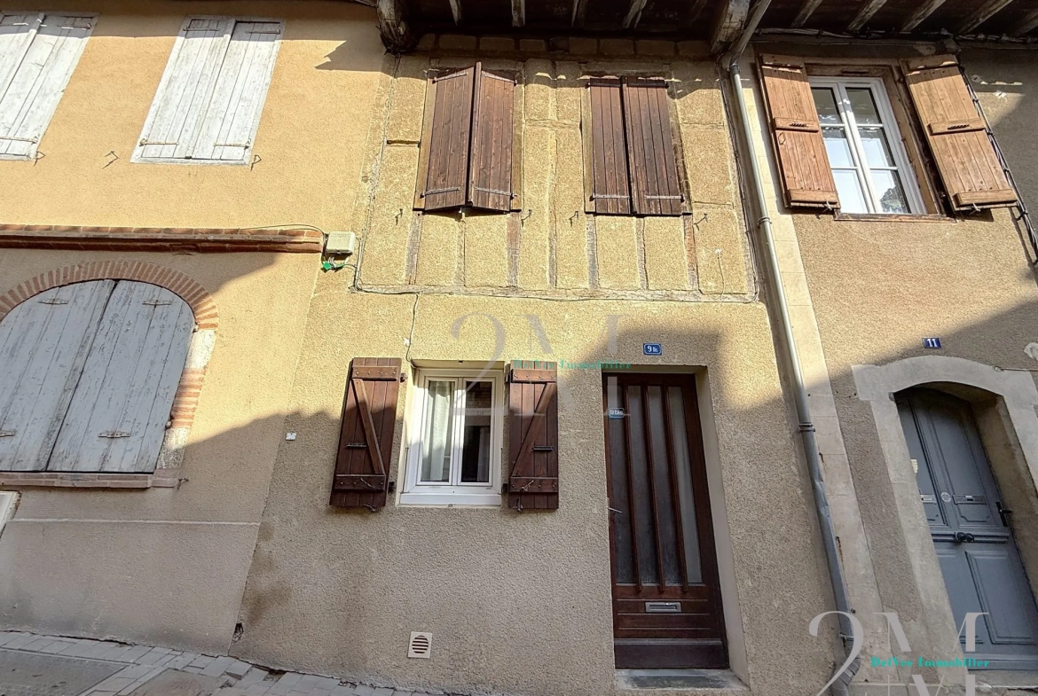 Investissement immobilier à Gimont : Immeuble de rapport avec deux appartements loués 