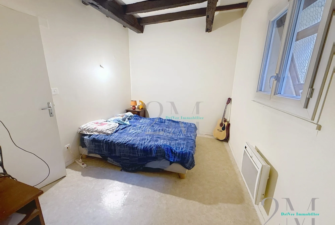 Investissement immobilier à Gimont : Immeuble de rapport avec deux appartements loués 