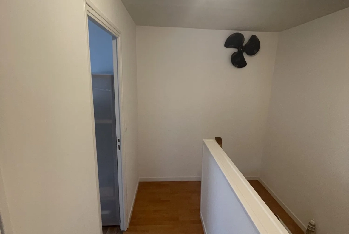 Maison mitoyenne à Dieppe – 55 m², entièrement rénovée, proche commodités 