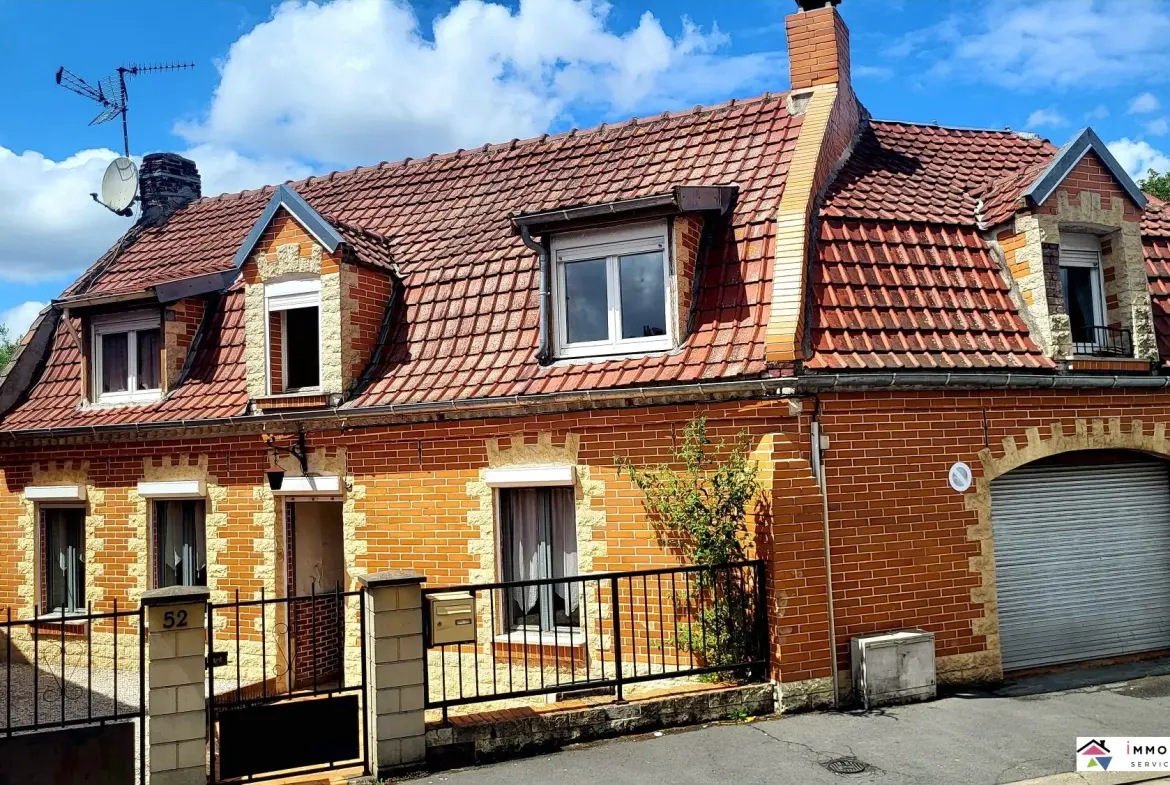Maison familiale à Annezin avec 3 chambres, jardin et garage 