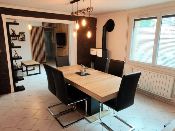 Charmante maison de campagne avec terrasse et jardin à Douai