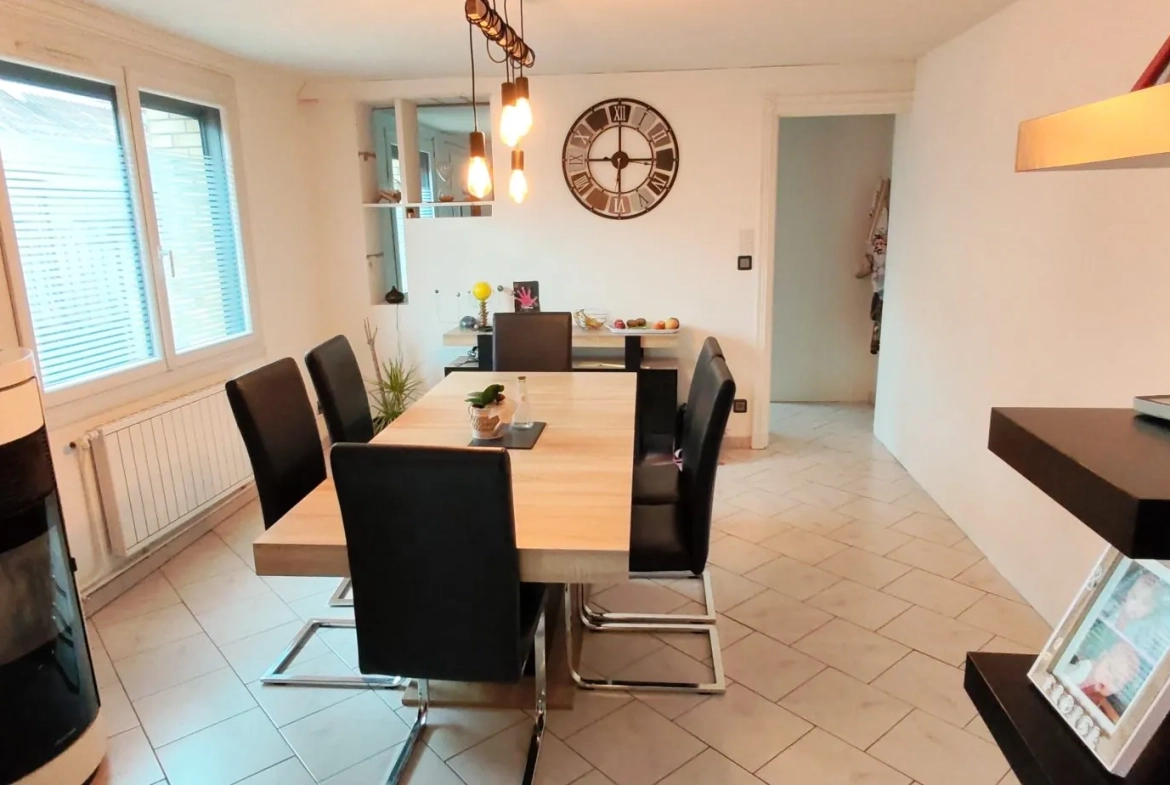Charmante maison de campagne avec terrasse et jardin à Douai 