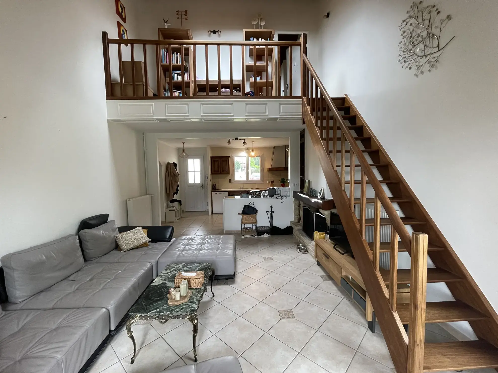 À vendre maison individuelle à Vendeuvre du Poitou de 148 m² avec studio et garage 